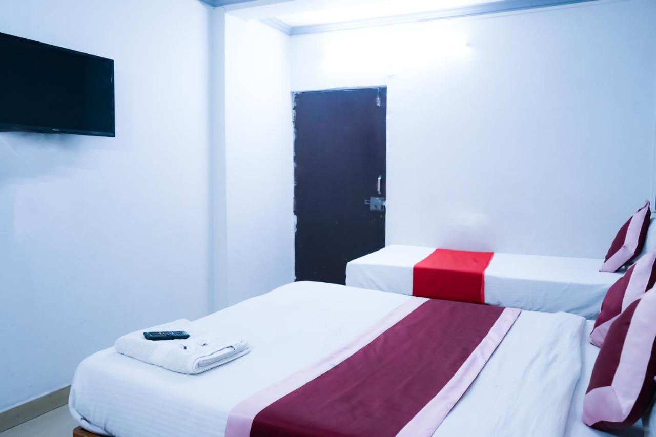 Comodo Satya Niketan Residency Nova Deli Exterior foto