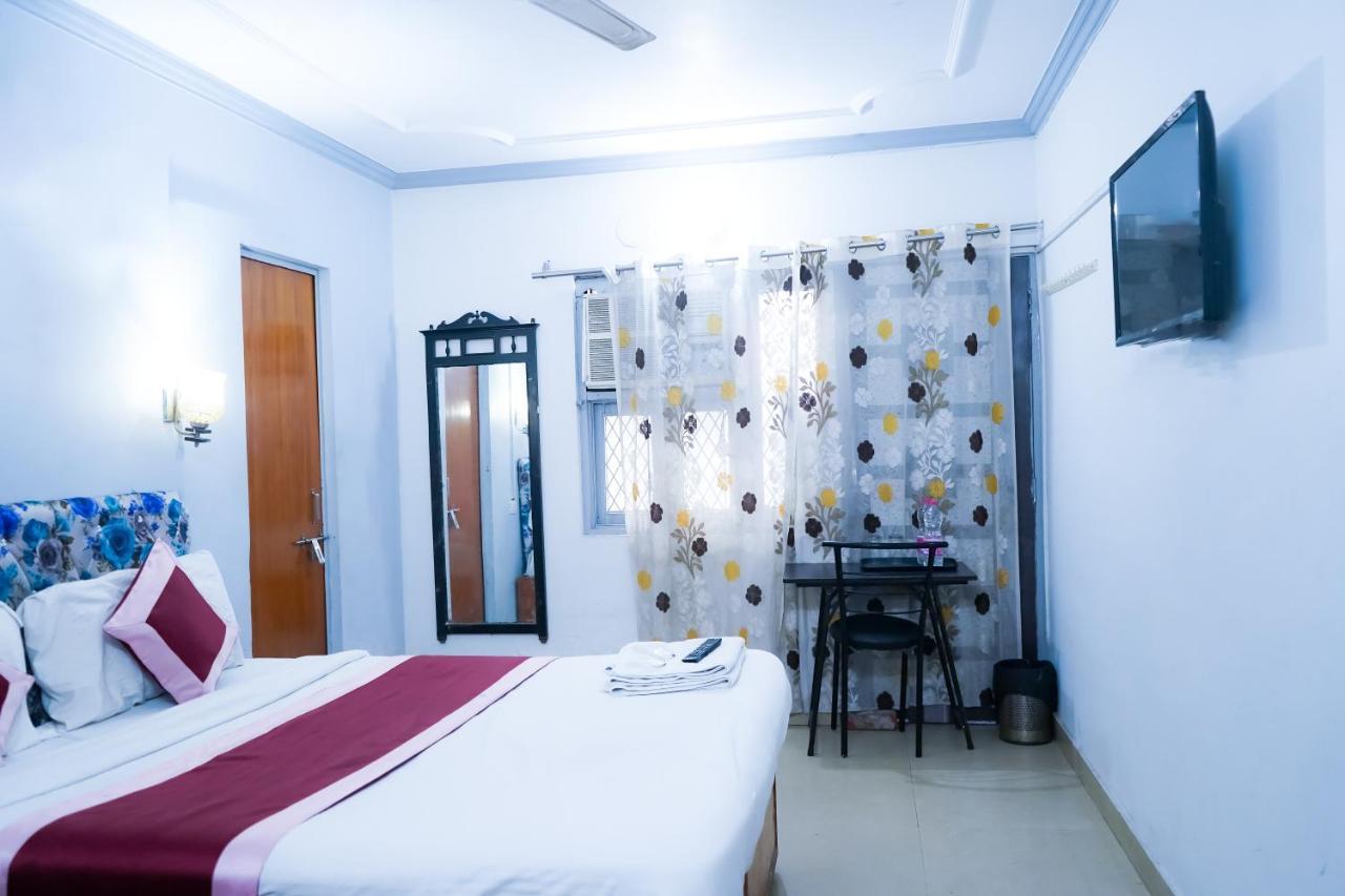 Comodo Satya Niketan Residency Nova Deli Exterior foto